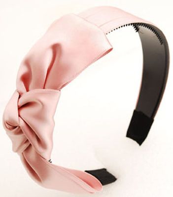 Bella Dawn's Oversized Knotted Headband, $14