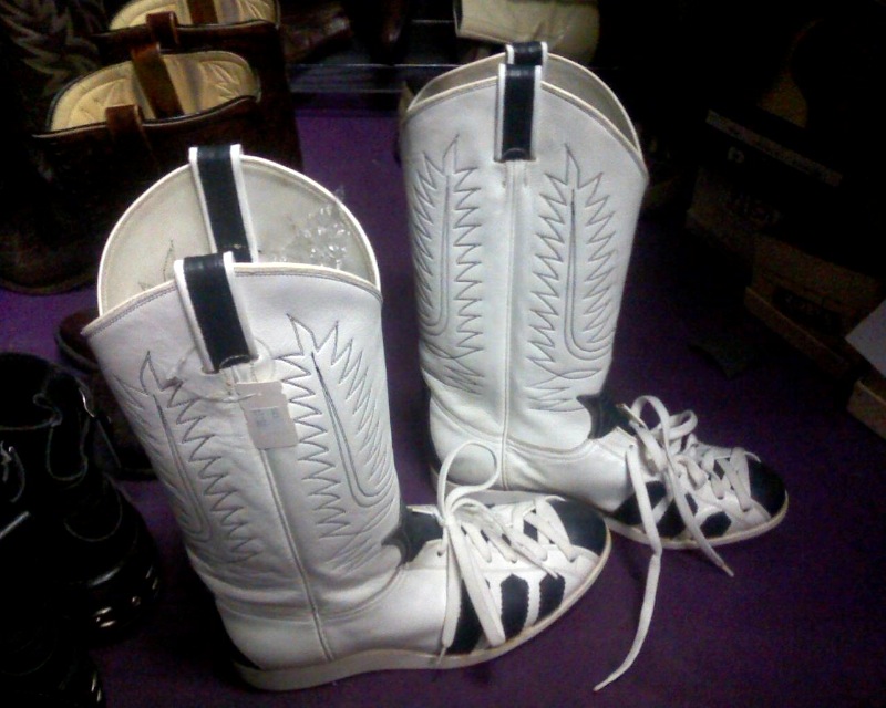 cowboy boot sneakers fashion don t of the day cowboy sneakers the luxury spot cowboy boot sneakers fashion don t of the day cowboy sneakers the luxury spot