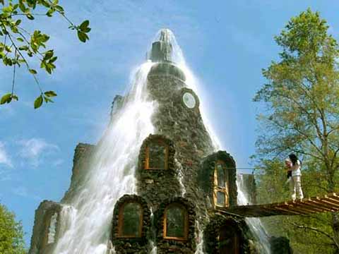Magic Mountain Hotel 4