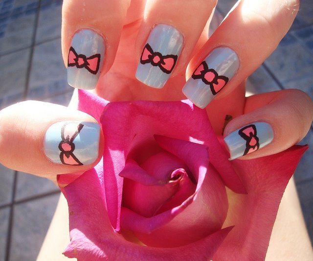 bowtie_nail_art