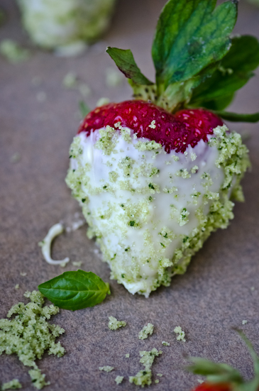 Basil White Chocolate Berries Basil White Chocolate Berries